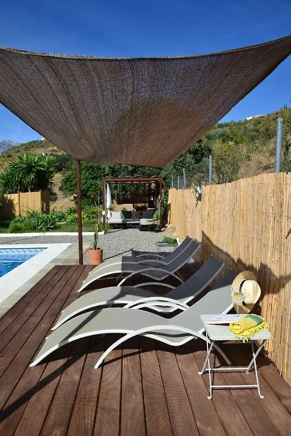 The African House Bed & Breakfast Tolox 3*,